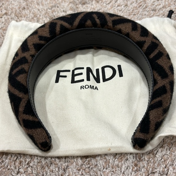 FENDI HEADBAND - Picture 3 of 3